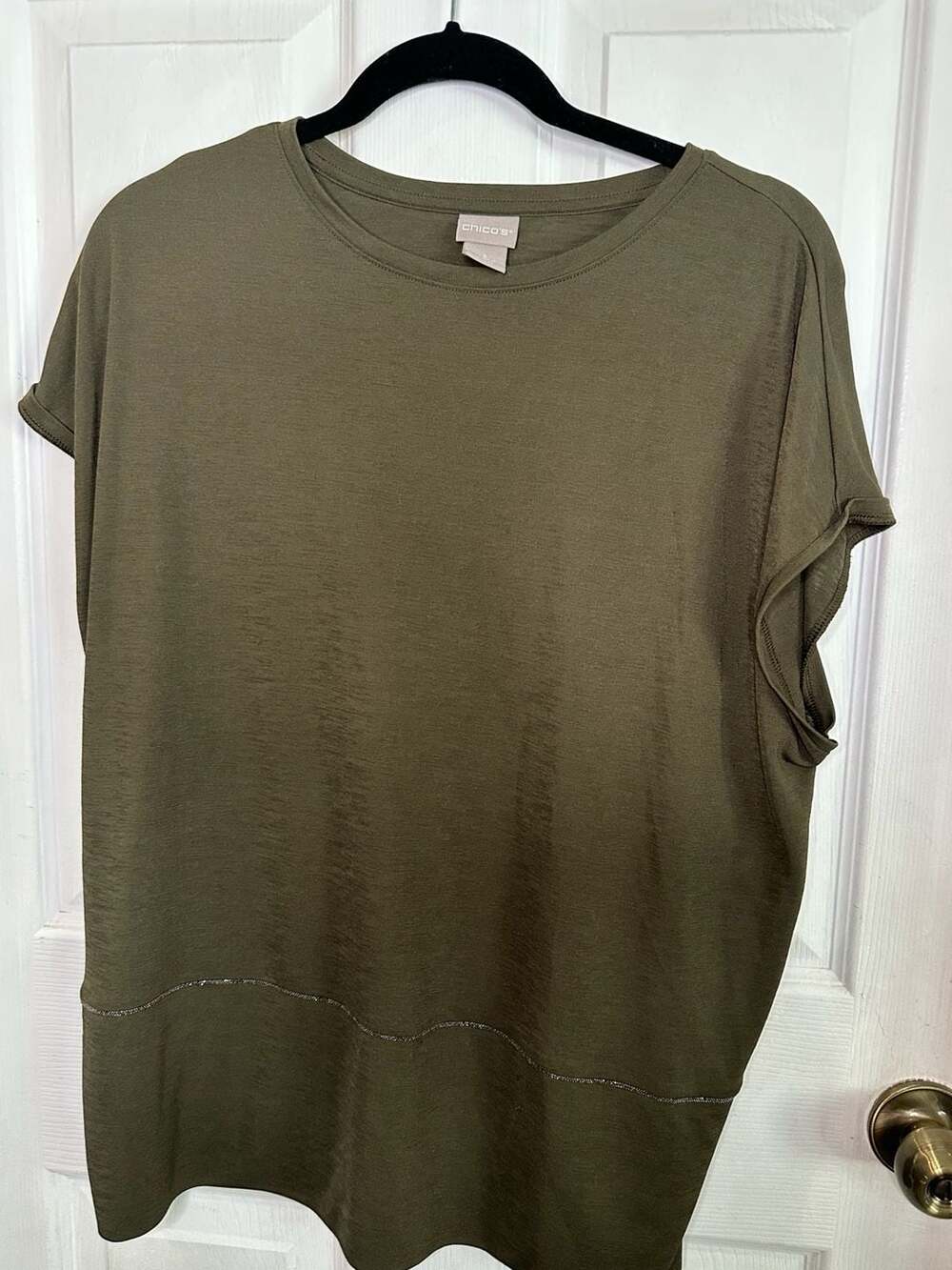 Chico's Olive Green Short Sleeve Knit T-Shirt with Metallic Hem Detail